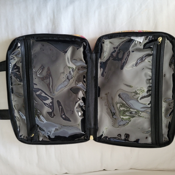 Betsey Johnson Large Floral Bow Cosmetic Case Pouch Storage Bag - Picture 6 of 10